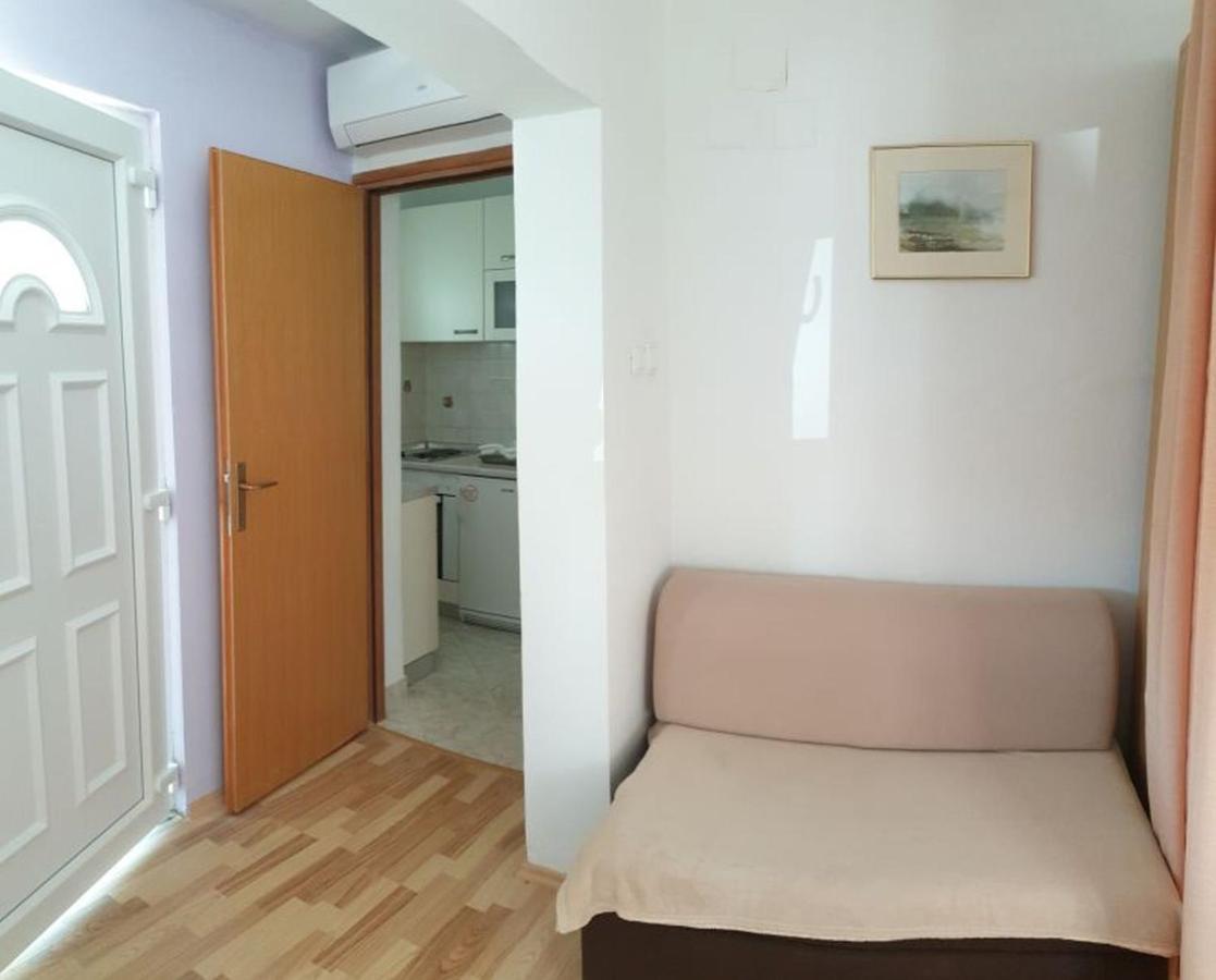 Apartments Andelic Sveti Filip i Jakov Extérieur photo